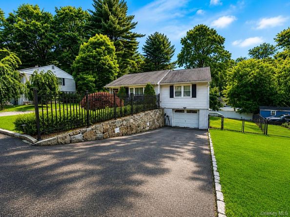 3 School Street, Cortlandt Manor NY 10567