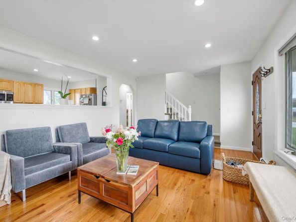 1055 Jefferson Street, Baldwin NY 11510