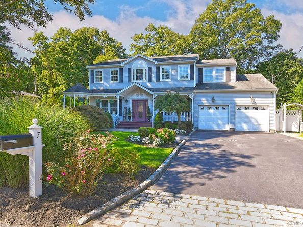 7 Ona Avenue, Dix Hills NY 11746