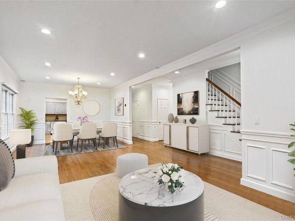 1 Fairway Drive, Old Bethpage NY 11804
