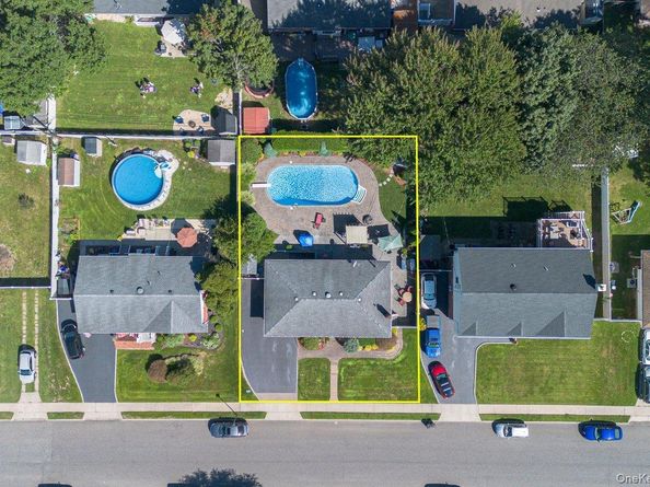 53 Burlington Avenue, Deer Park NY 11729
