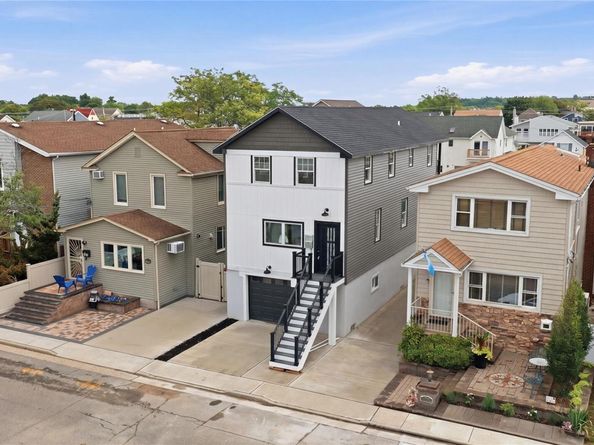 157 Sportsmans Avenue, Freeport NY 11520