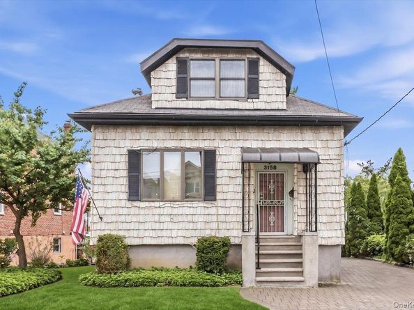 3158 Rawlins Avenue, Bronx NY 10465