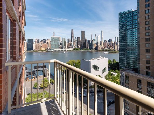 4-74 48th Avenue 15E, Long Island City NY 11109