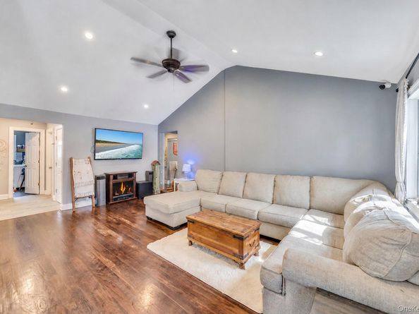 115 Dahlia Drive, Mastic Beach NY 11951