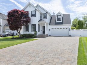 11 Coventry Lane, Smithtown NY 11787