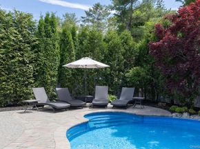 11 Coventry Lane, Smithtown NY 11787