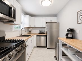 3902 Wilshire Lane H02, Oakdale NY 11769