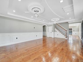 15 1st Street, Elmont NY 11003