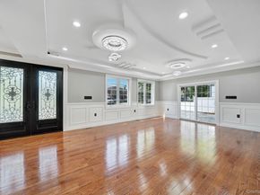 15 1st Street, Elmont NY 11003