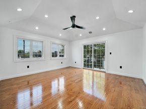 15 1st Street, Elmont NY 11003