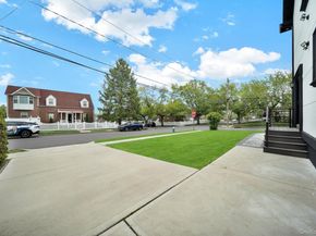 15 1st Street, Elmont NY 11003