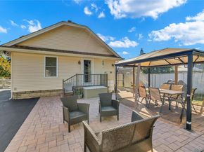 245 N 7th Street, Lindenhurst NY 11757