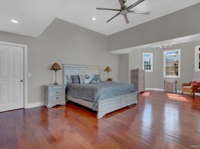 18 Cedar Lane, Setauket NY 11733