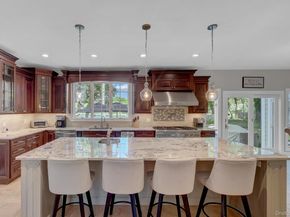 18 Cedar Lane, Setauket NY 11733