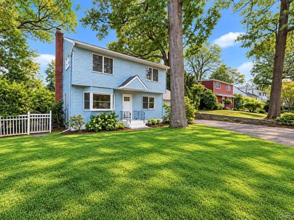 16 Kellum Avenue, Huntington Station NY 11746