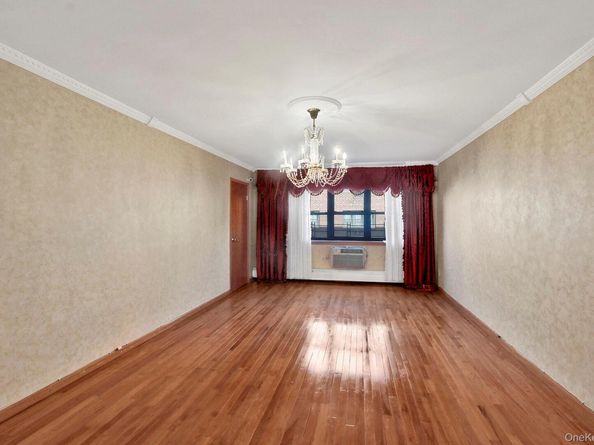 99-11 60th Avenue Apt No. 4E, Corona NY 11368