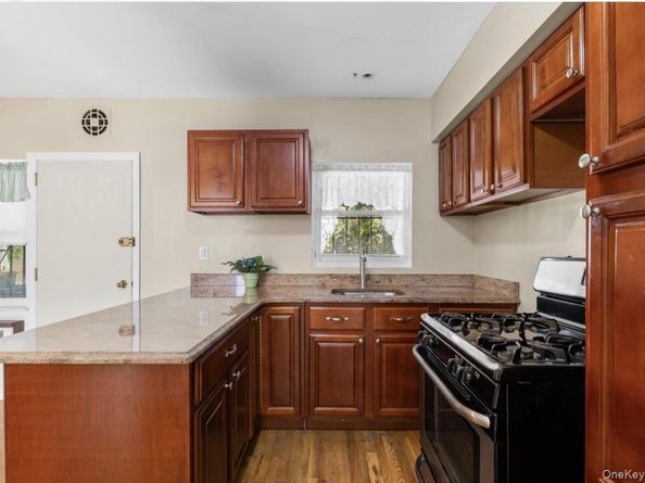 1147 E 223rd Street, Bronx NY 10466