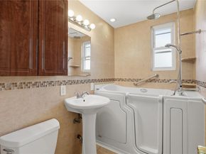 254-18 2nd Floor 75 Ave Upper, Glen Oaks NY 11004