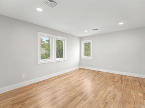 105 Moore Street, New Hyde Park NY 11040