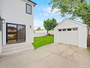 105 Moore Street, New Hyde Park NY 11040