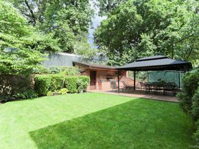 80-49 221st Street, Hollis Hills NY 11427