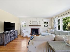 28 Hemlock Lane, Bay Shore NY 11706