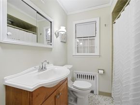 28 Hemlock Lane, Bay Shore NY 11706