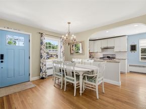 28 Hemlock Lane, Bay Shore NY 11706