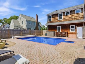 28 Hemlock Lane, Bay Shore NY 11706