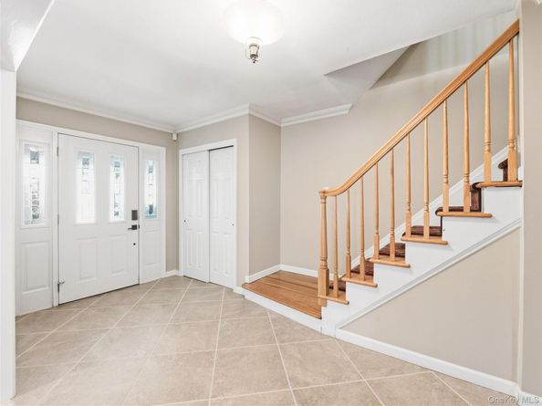 161 Cow Neck Road, Port Washington NY 11050
