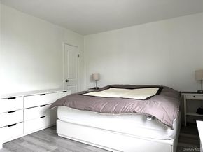 78-16 147th St 3C, Kew Garden Hills NY 11367