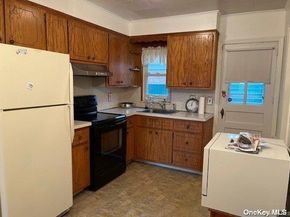 83 Stephan Marc Lane, New Hyde Park NY 11040