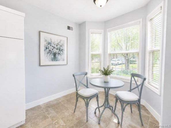 27 Snowdance Lane, Nesconset NY 11767