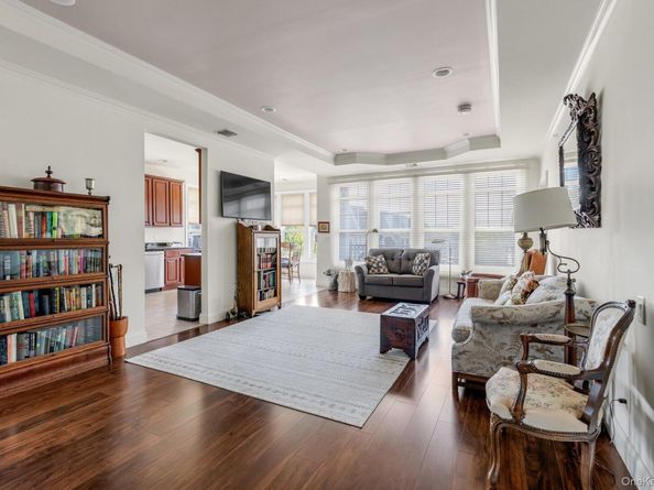 236 Roosevelt Way 3306, Westbury NY 11590
