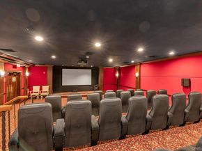 236 Roosevelt Way 3306, Westbury NY 11590