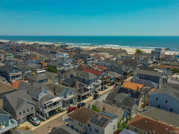 46 Florida Street, Long Beach NY 11561