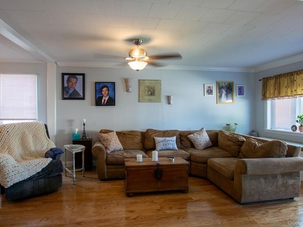 51 Hoffman Street, Franklin Square NY 11010