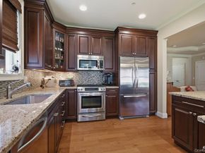 318 Roosevelt Way, Westbury NY 11590