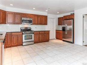 6 Oakstwain Road, Scarsdale NY 10583