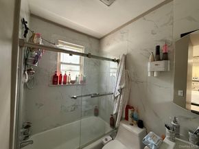 29 Cambridge 01, Valley Stream NY 11581