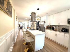 29 Cambridge 01, Valley Stream NY 11581