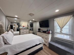 29 Cambridge 01, Valley Stream NY 11581