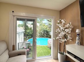 29 Cambridge 01, Valley Stream NY 11581