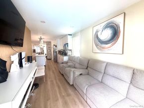 29 Cambridge 01, Valley Stream NY 11581
