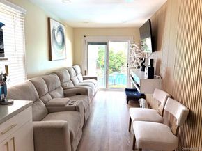 29 Cambridge 01, Valley Stream NY 11581