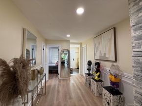 29 Cambridge 01, Valley Stream NY 11581