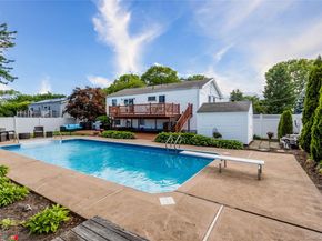 395 Saldane Avenue, North Babylon NY 11703