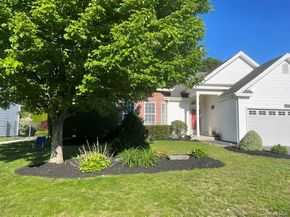 87 Summerfield Drive, Holtsville NY 11742