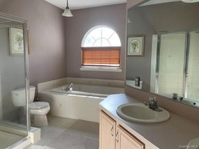 87 Summerfield Drive, Holtsville NY 11742